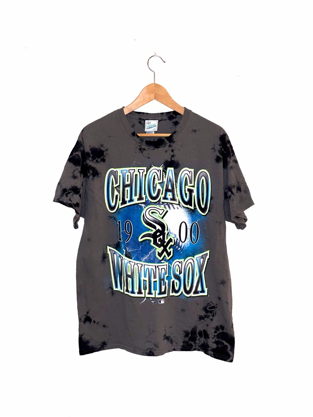 Chicago White Sox Tie-Dye Graphic T-Shirt